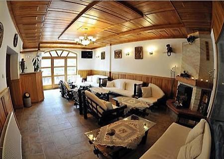 Trojka Hotel Es Panzio ソルノク エクステリア 写真